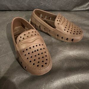 Kids Floafers size 6